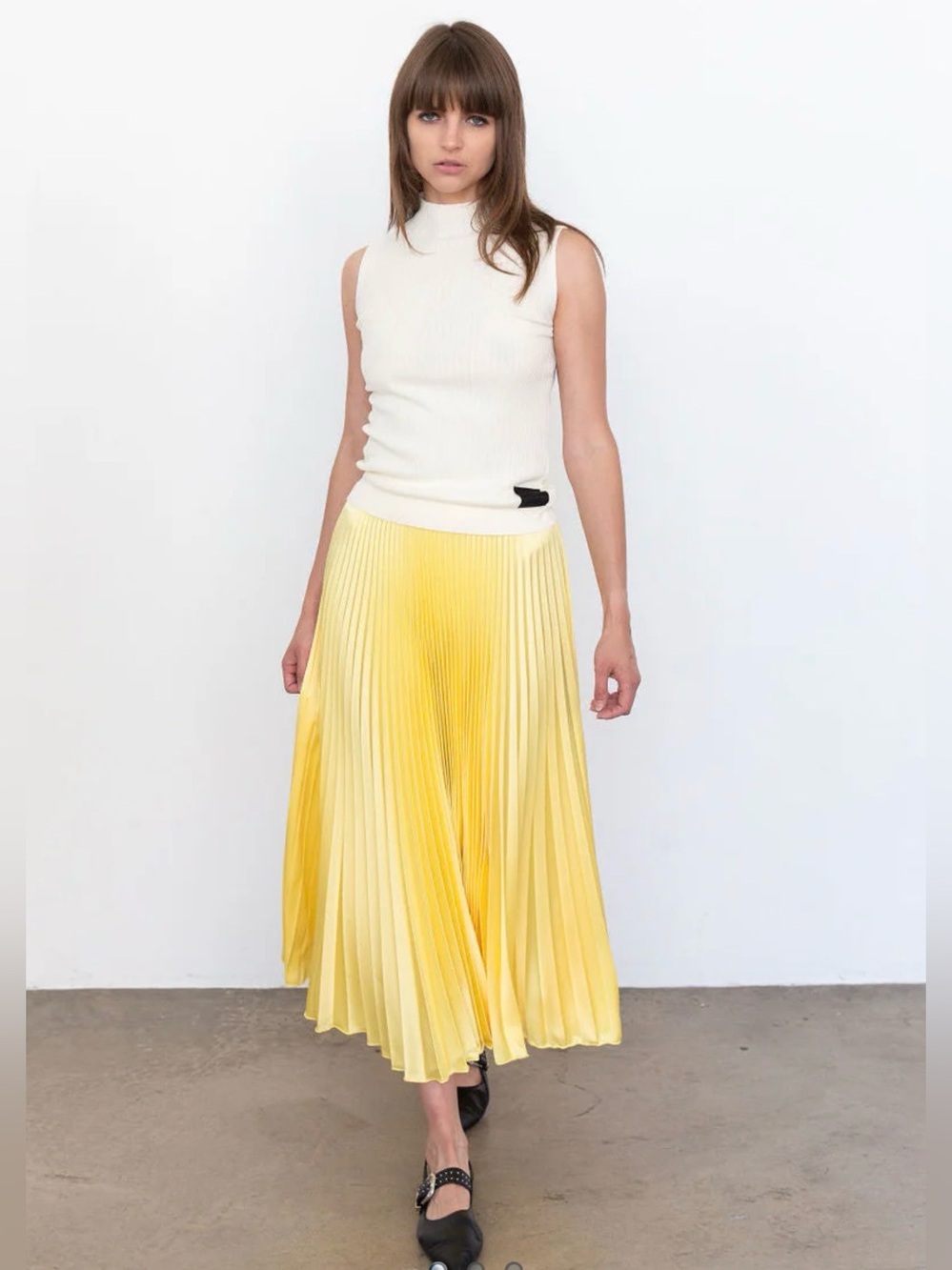 Loyd /Ford Classic Satin Pleated Midi Skirt in Yellow, Elastic Waist Sz 2 NWT